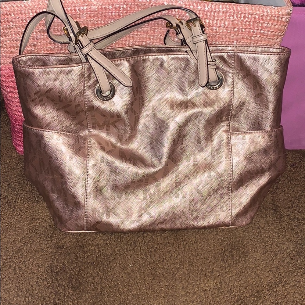 Michael Kors purse